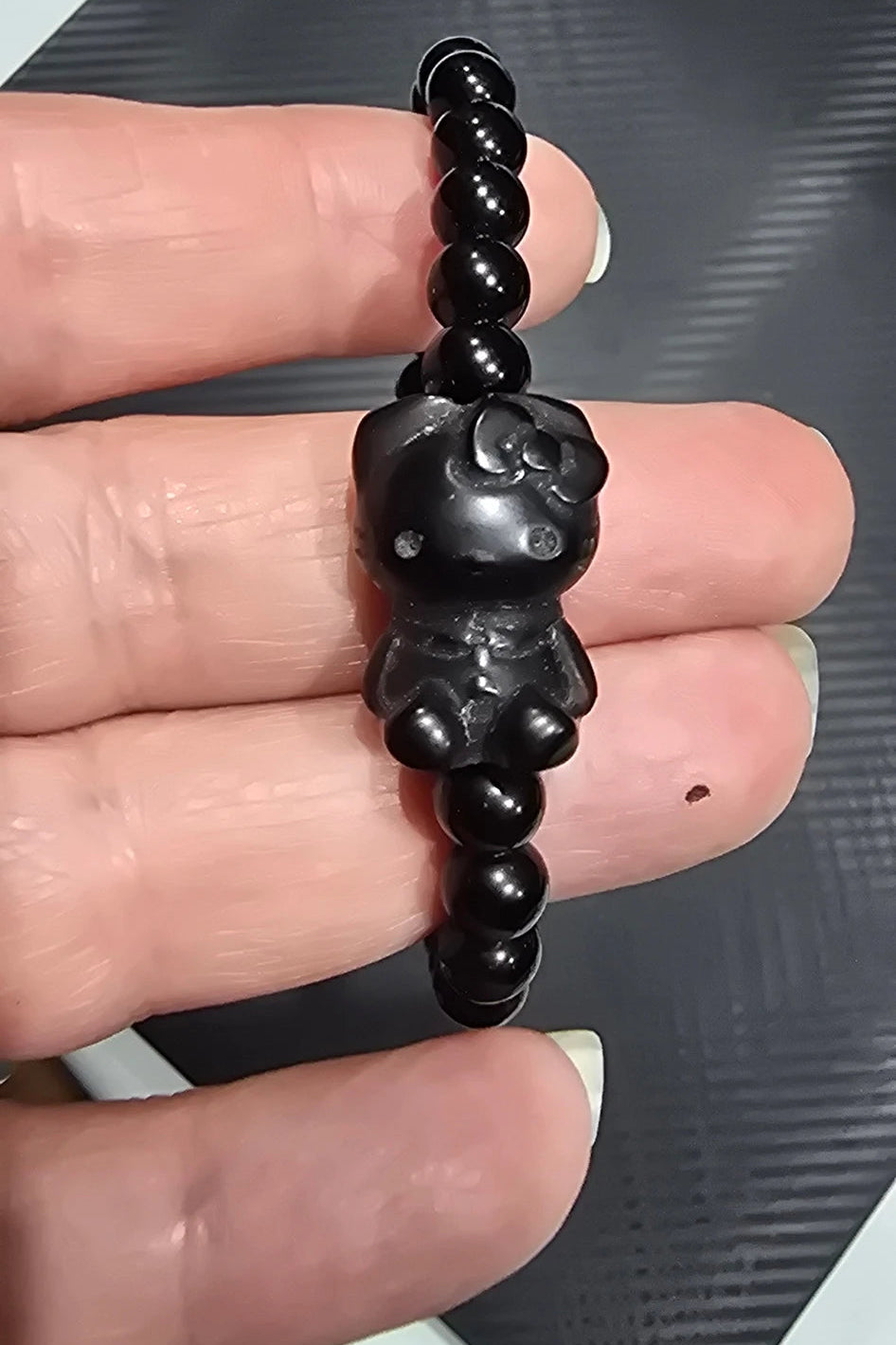 Hello Kitty 6mm Beaded Bracelet specimen