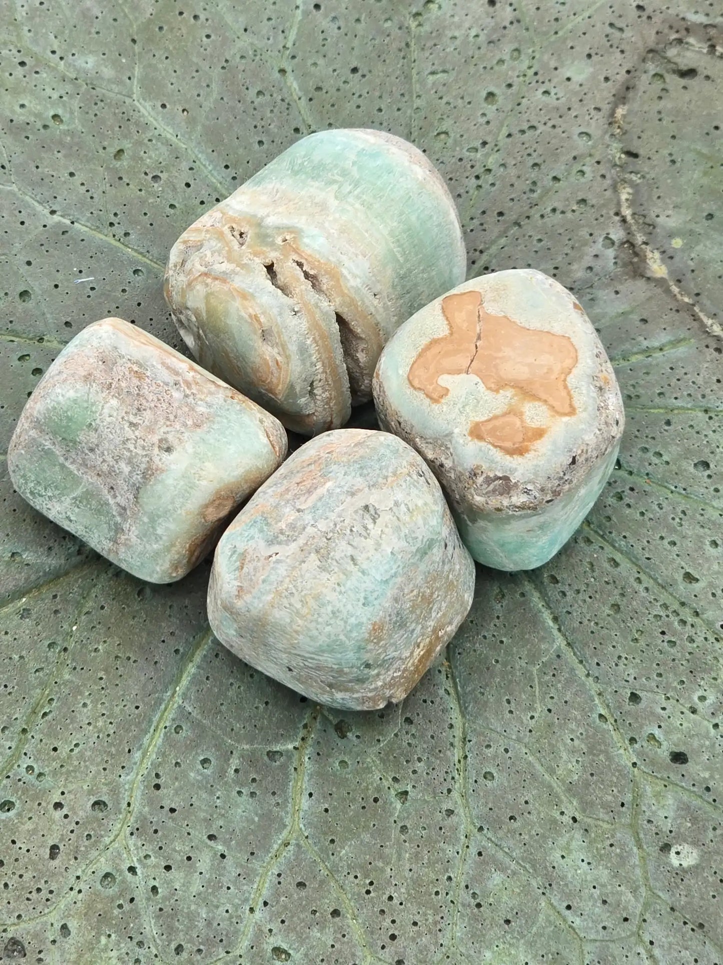 Aragonite tumble stone