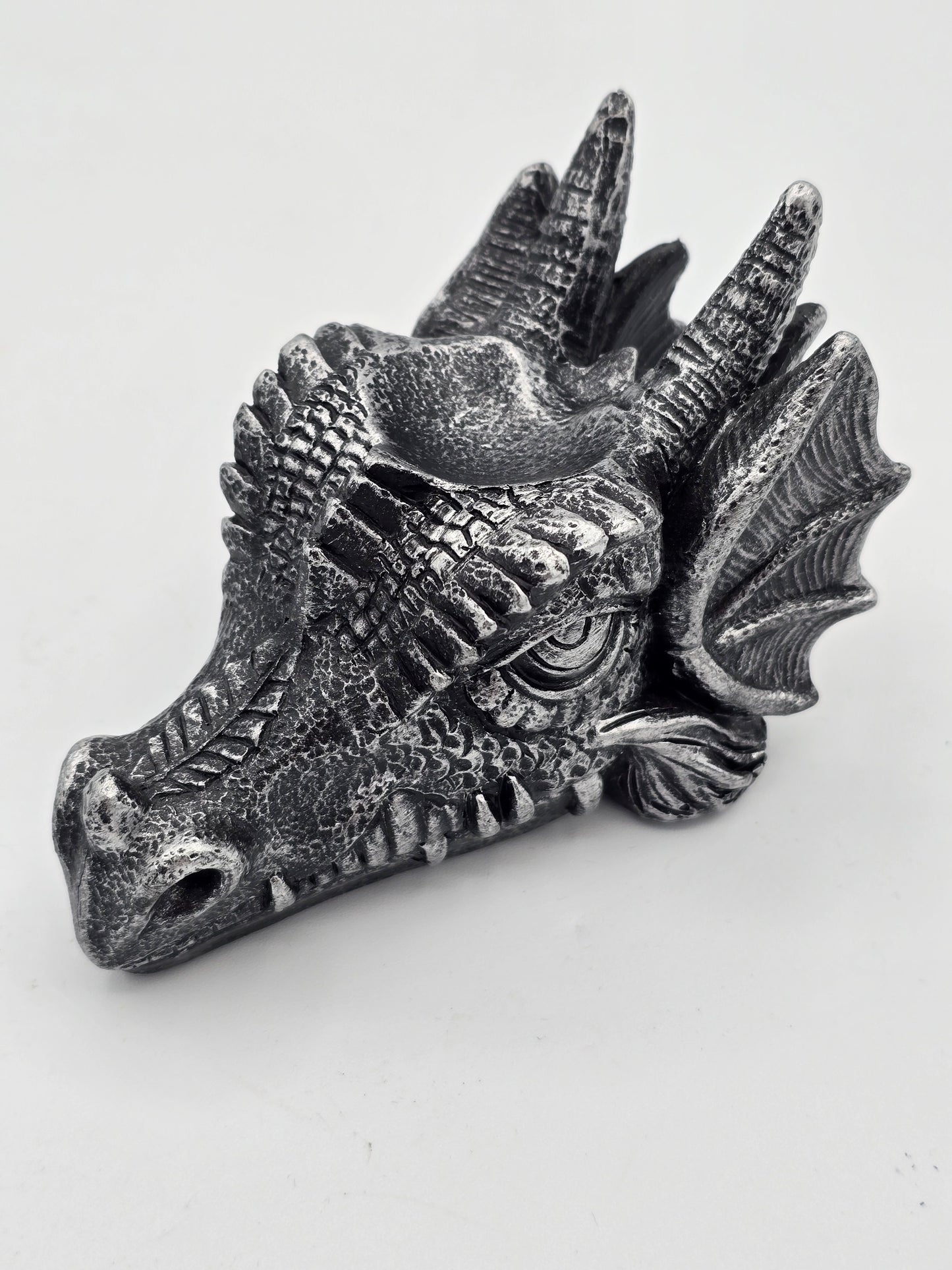Dragon head sphere Stand