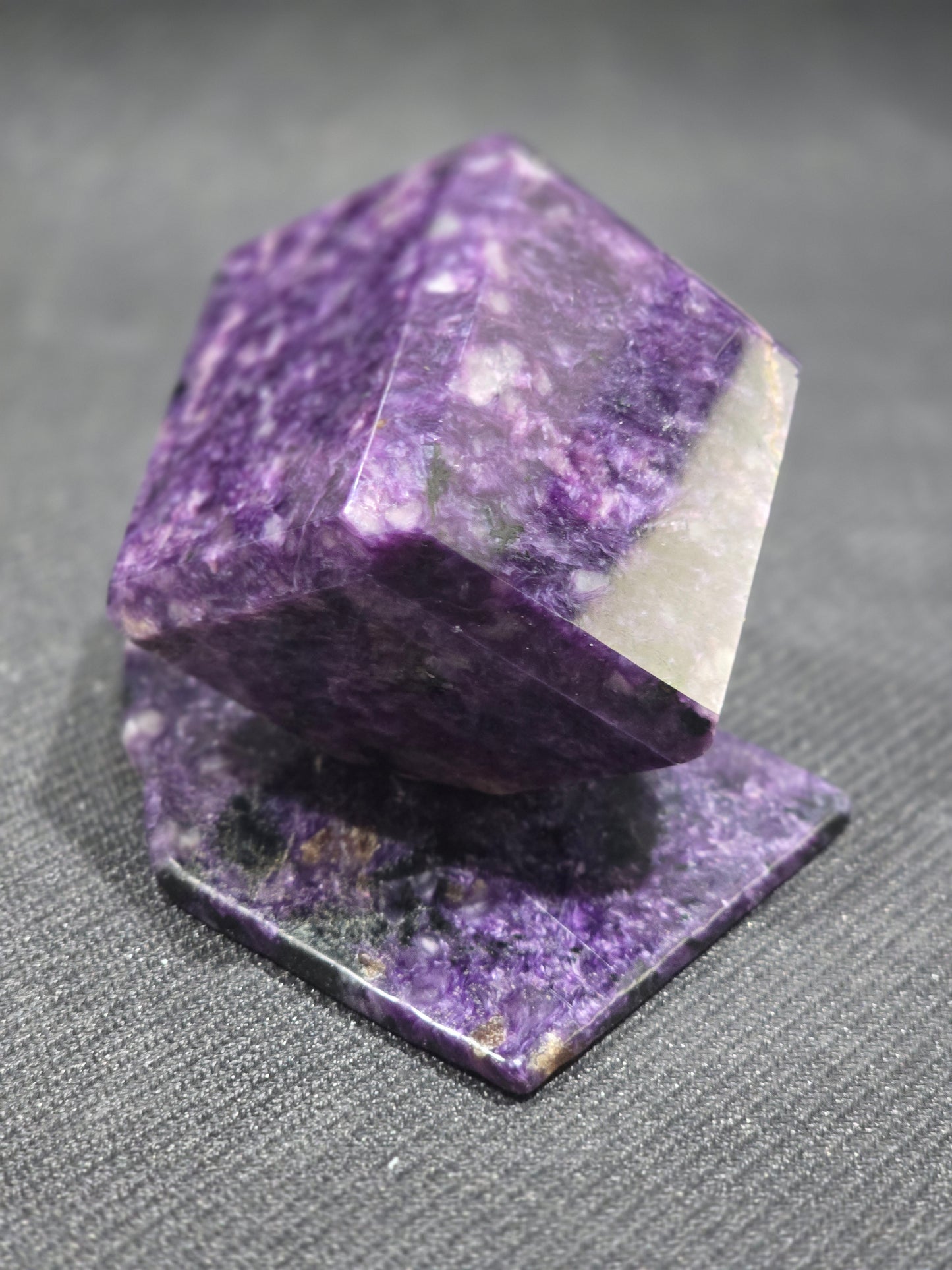 Charoite Cube w plate