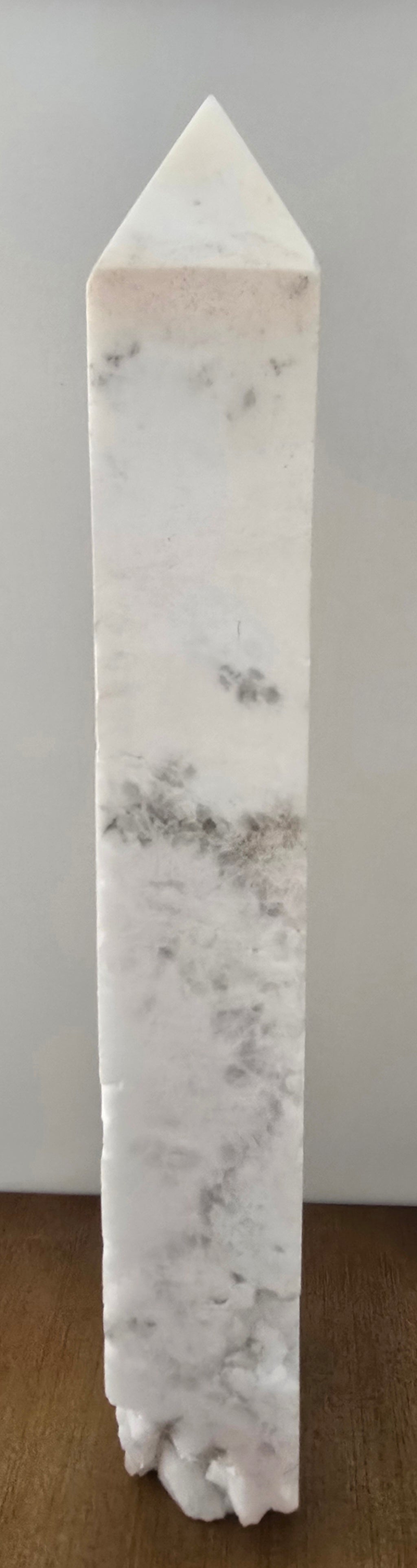 White Agate Tower XL