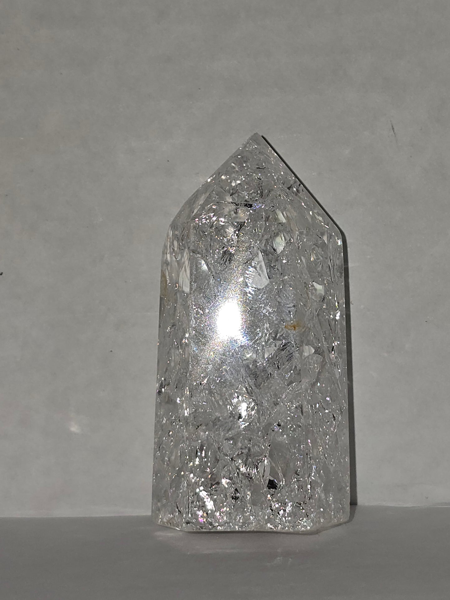 Crackle Quartz Tower