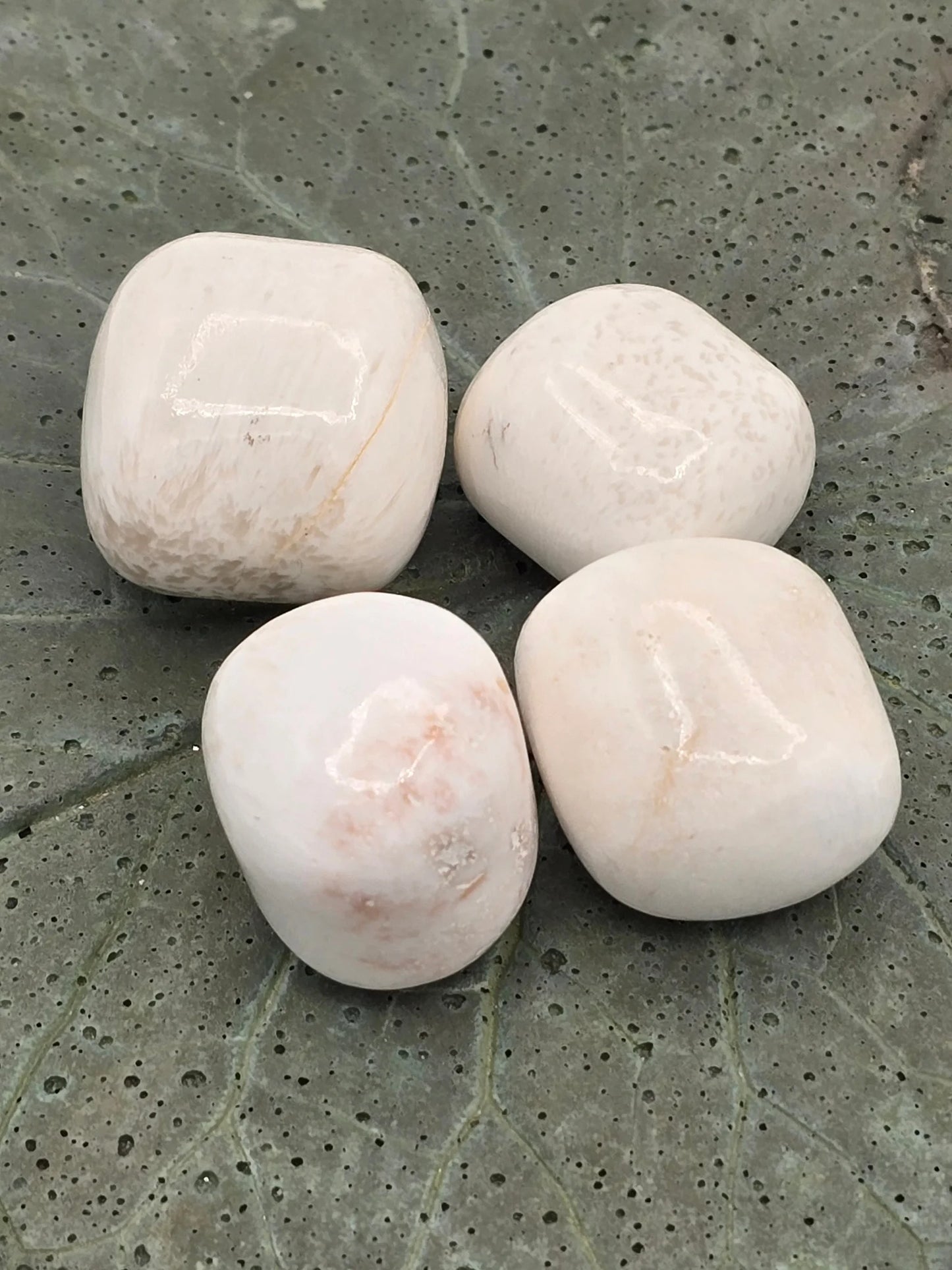 Scolecite tumble stone