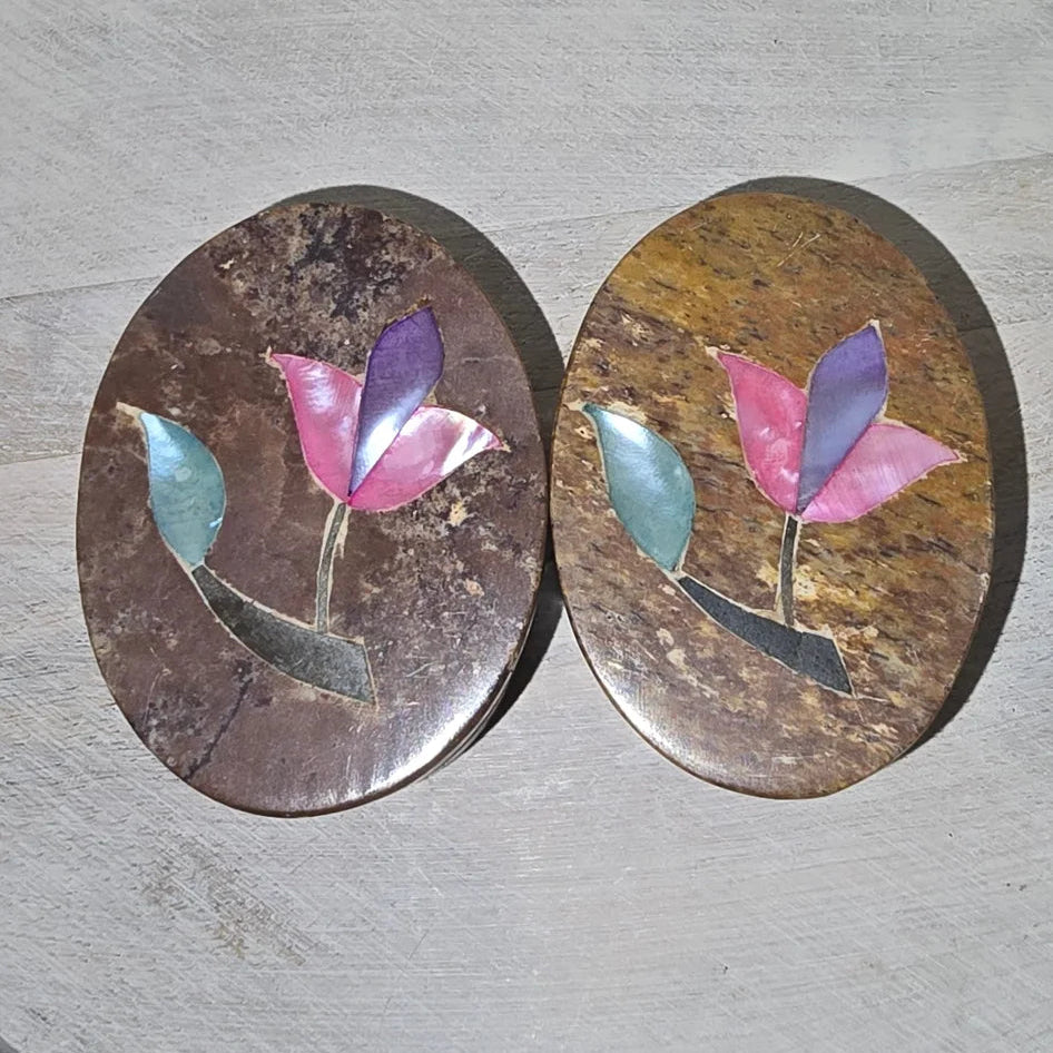 Small Oval Soapstone Trinket Box specimen