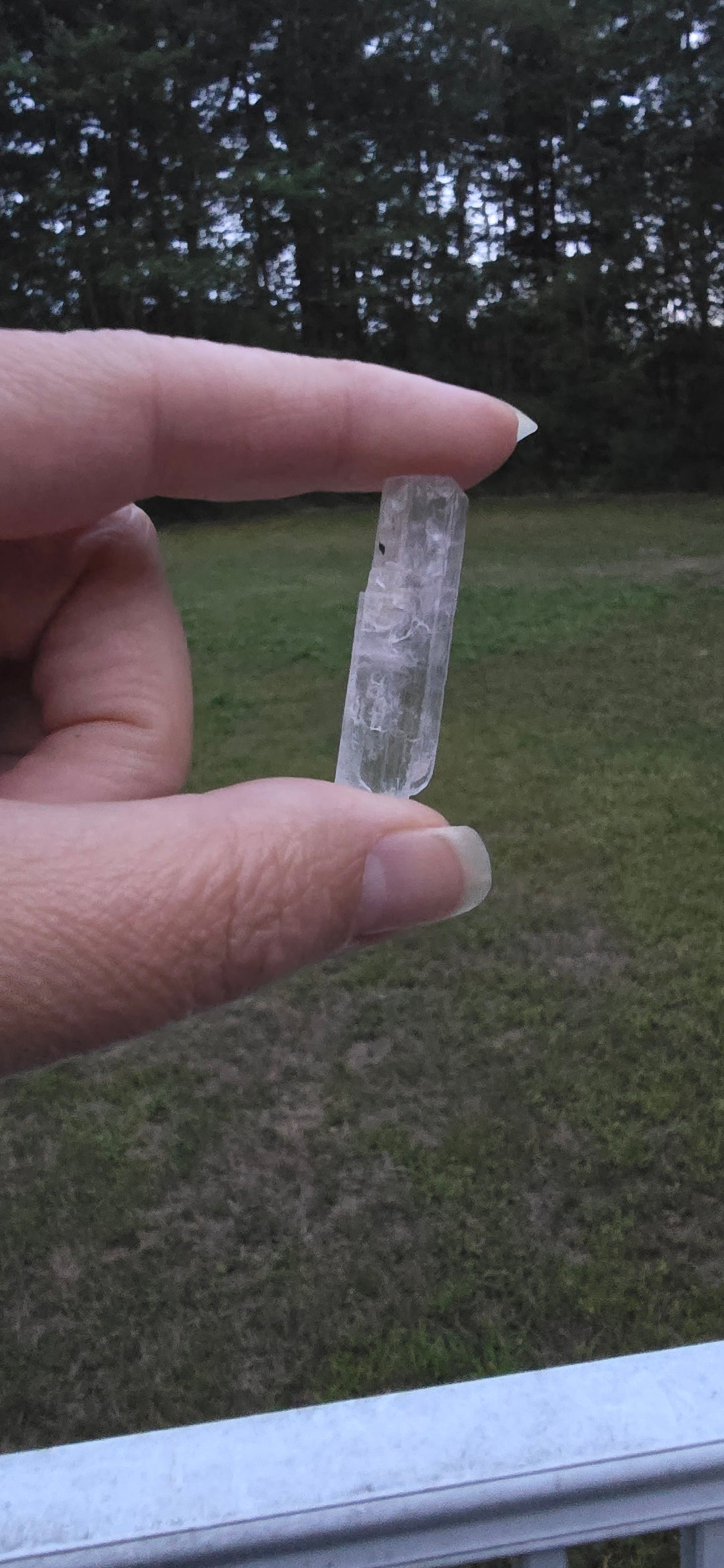 Spodumene var-Kunzite (fl3)