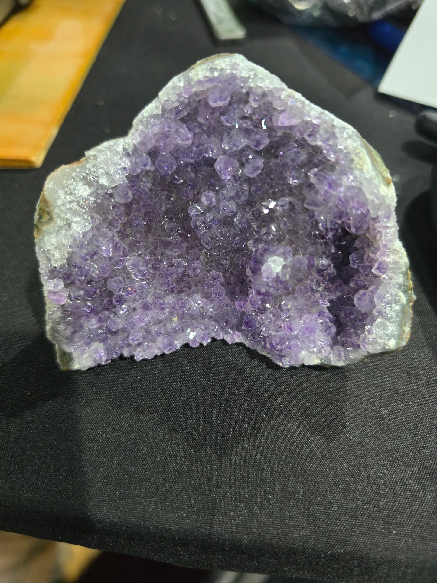 Amethyst cut base small
