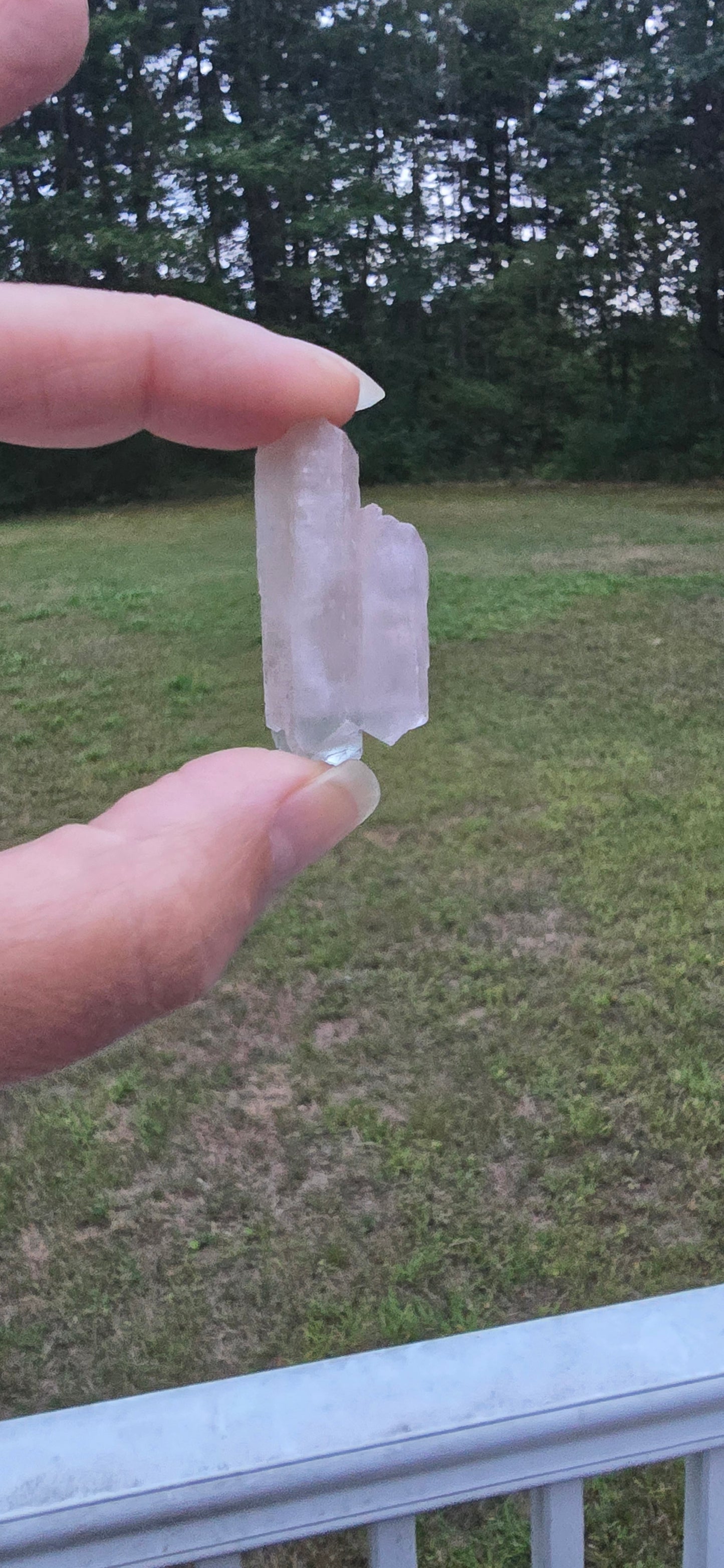 Spodumene var-Kunzite (fl3)