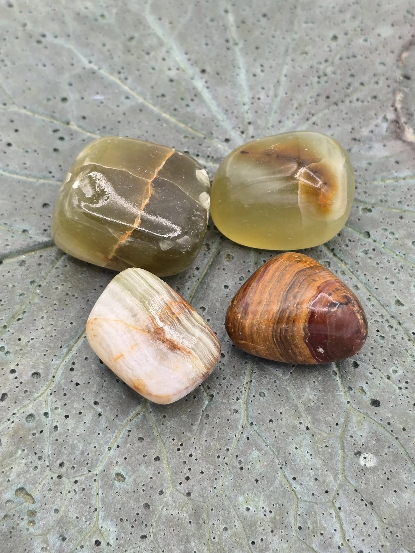 Banded Onyx Tumbles