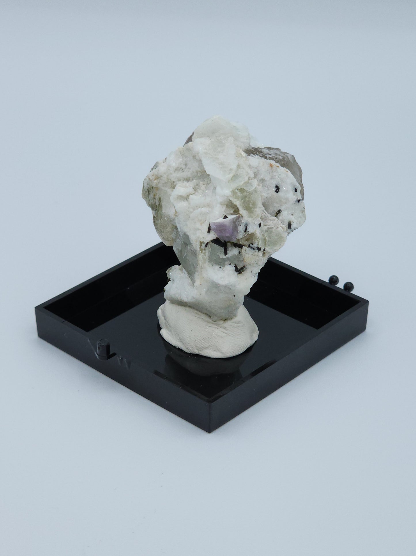 Aquamarine Specimen with Quartz, Albite, and Morganite