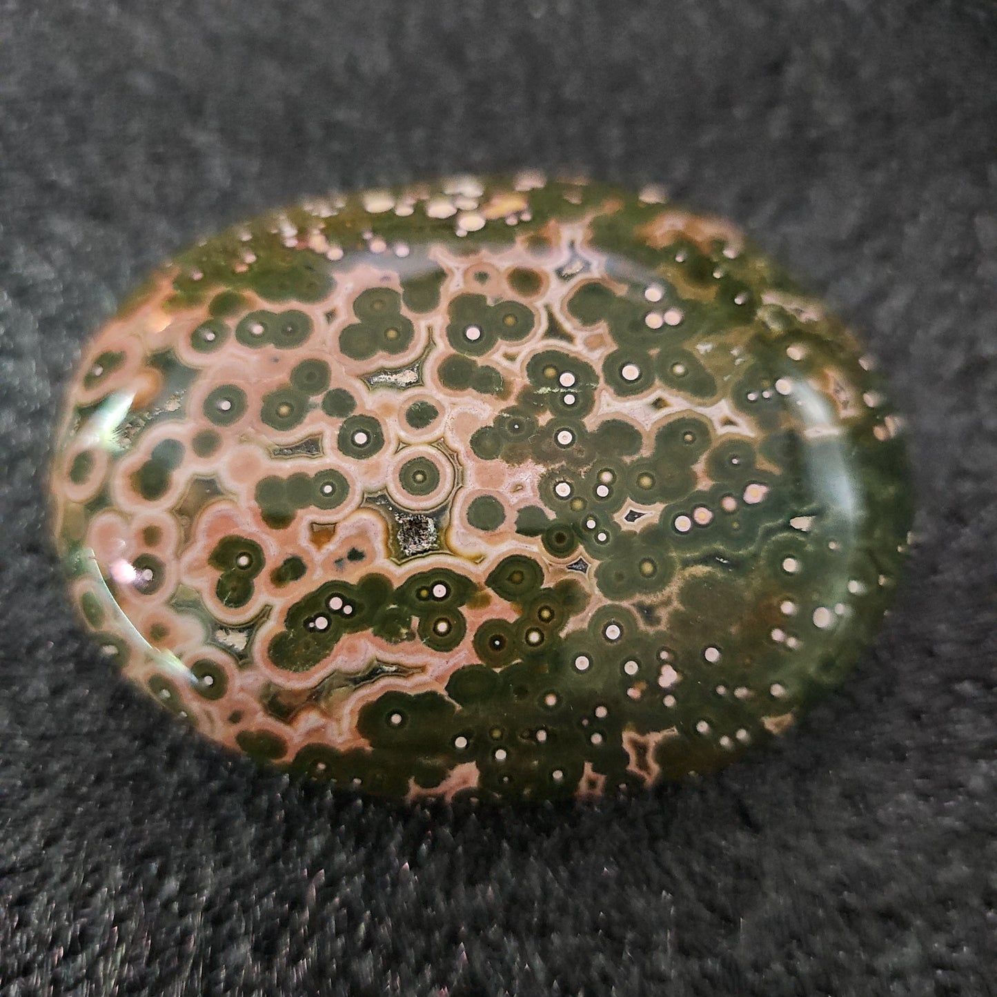 Vienless Ocean Jasper Palm Stone