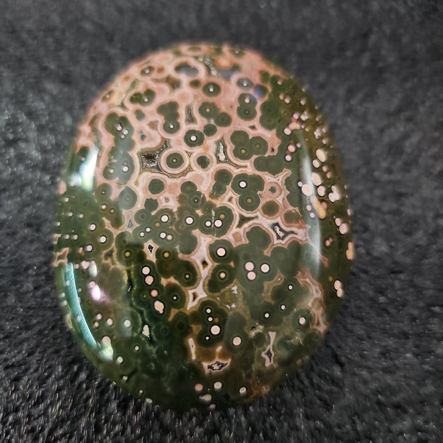 Vienless Ocean Jasper Palm Stone