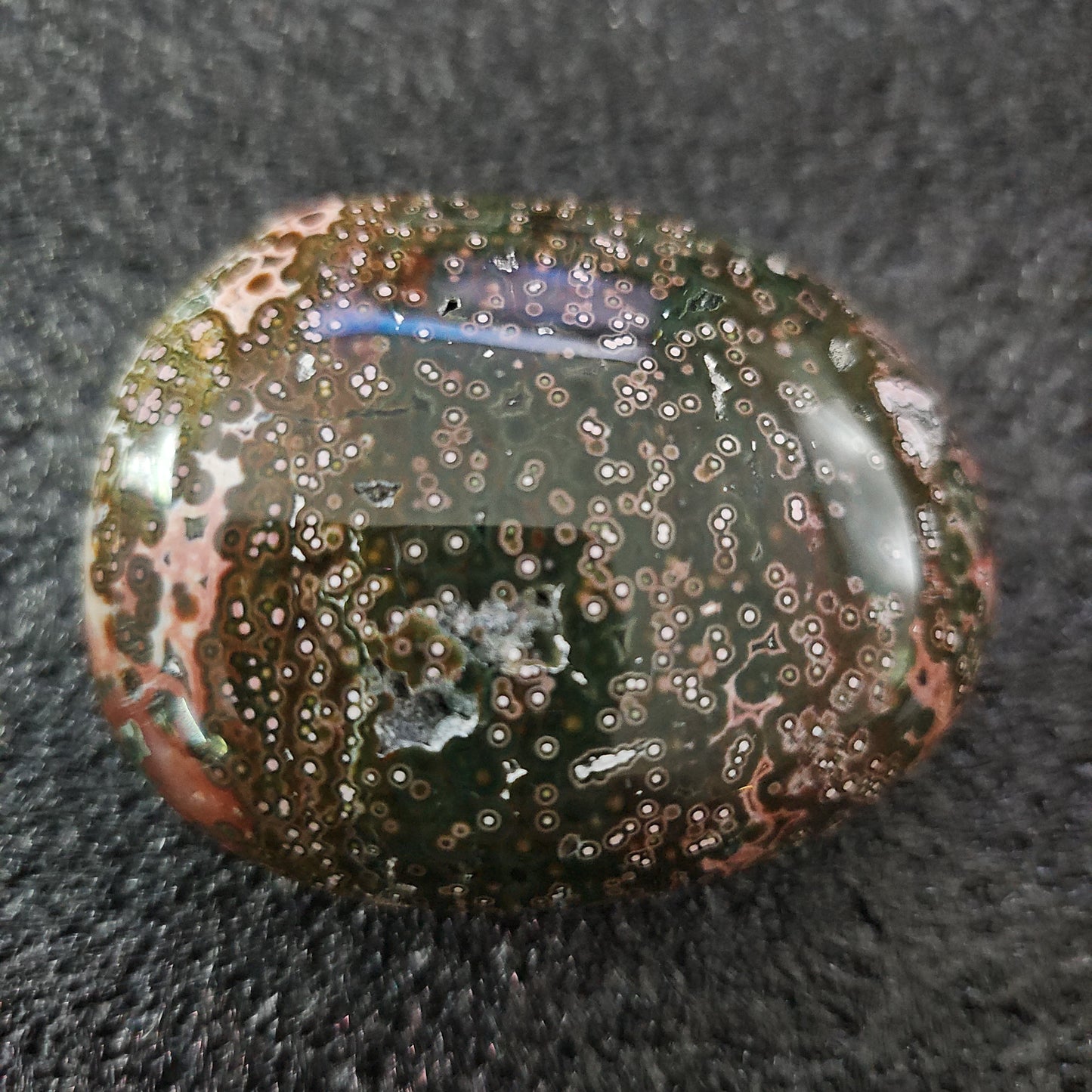 Vienless Ocean Jasper Palm Stone