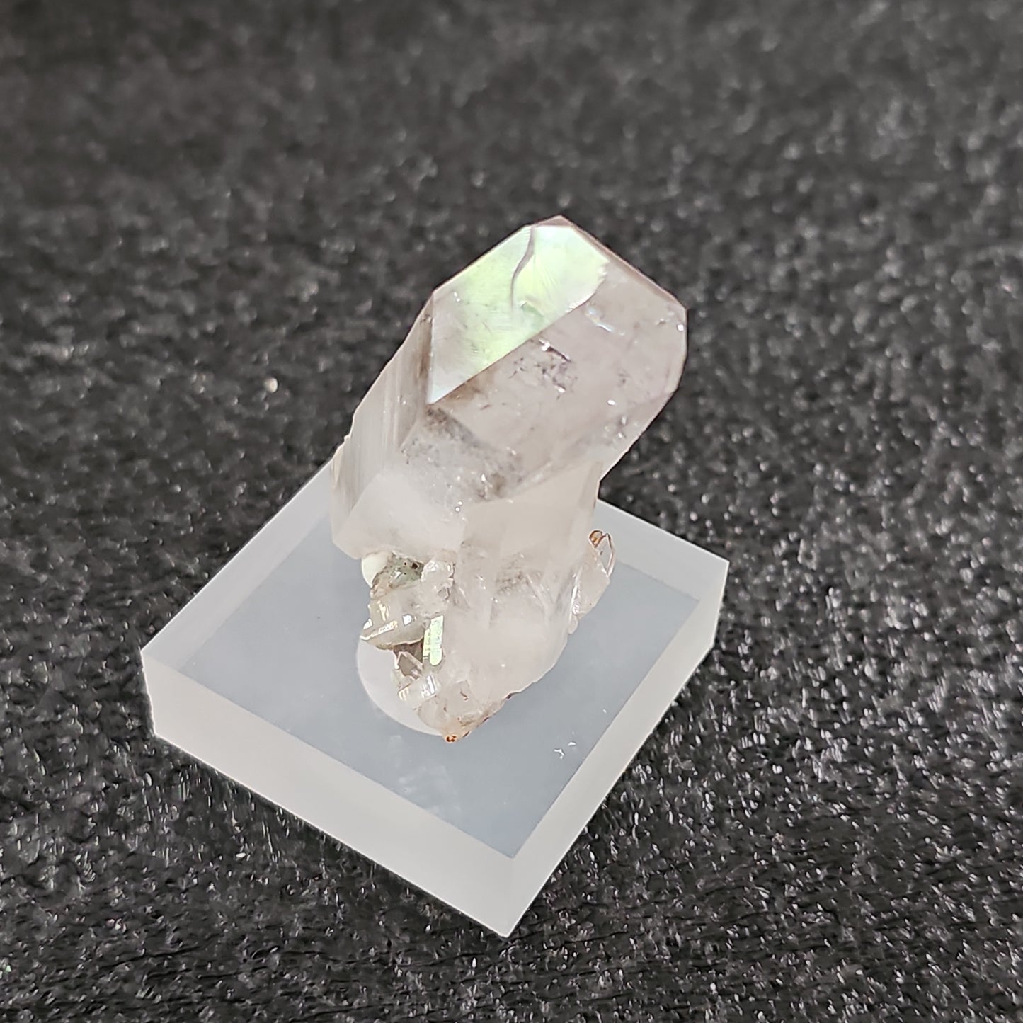 Brandberg Quartz enhydro point