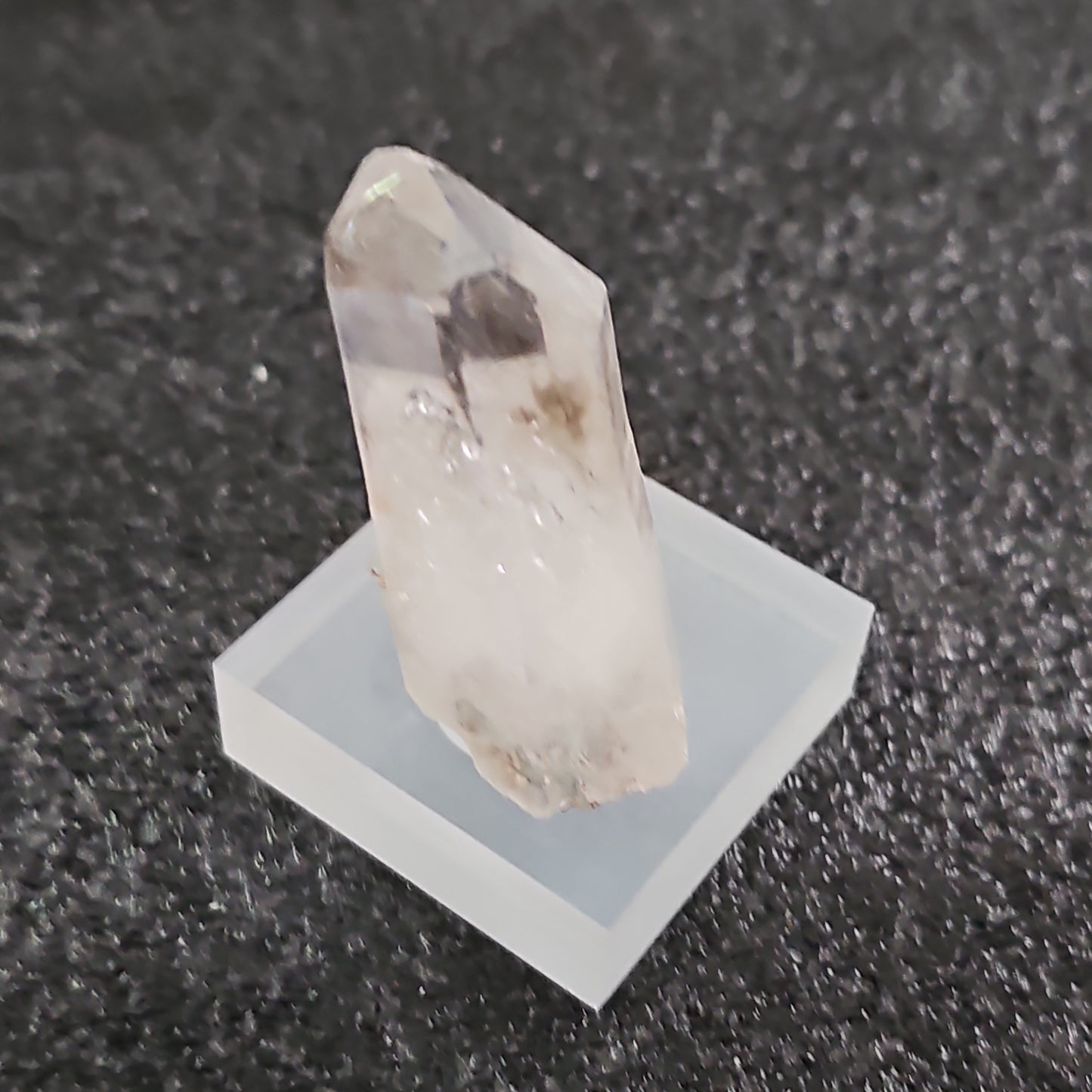 Brandberg Quartz enhydro point