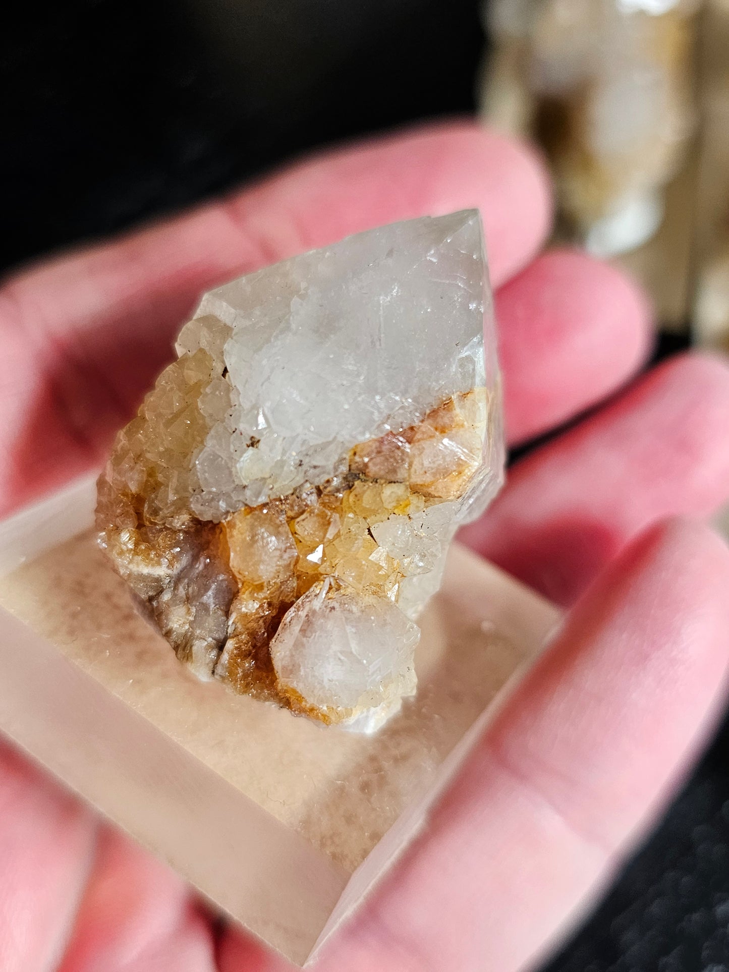 Intuitive pick spirit quartz