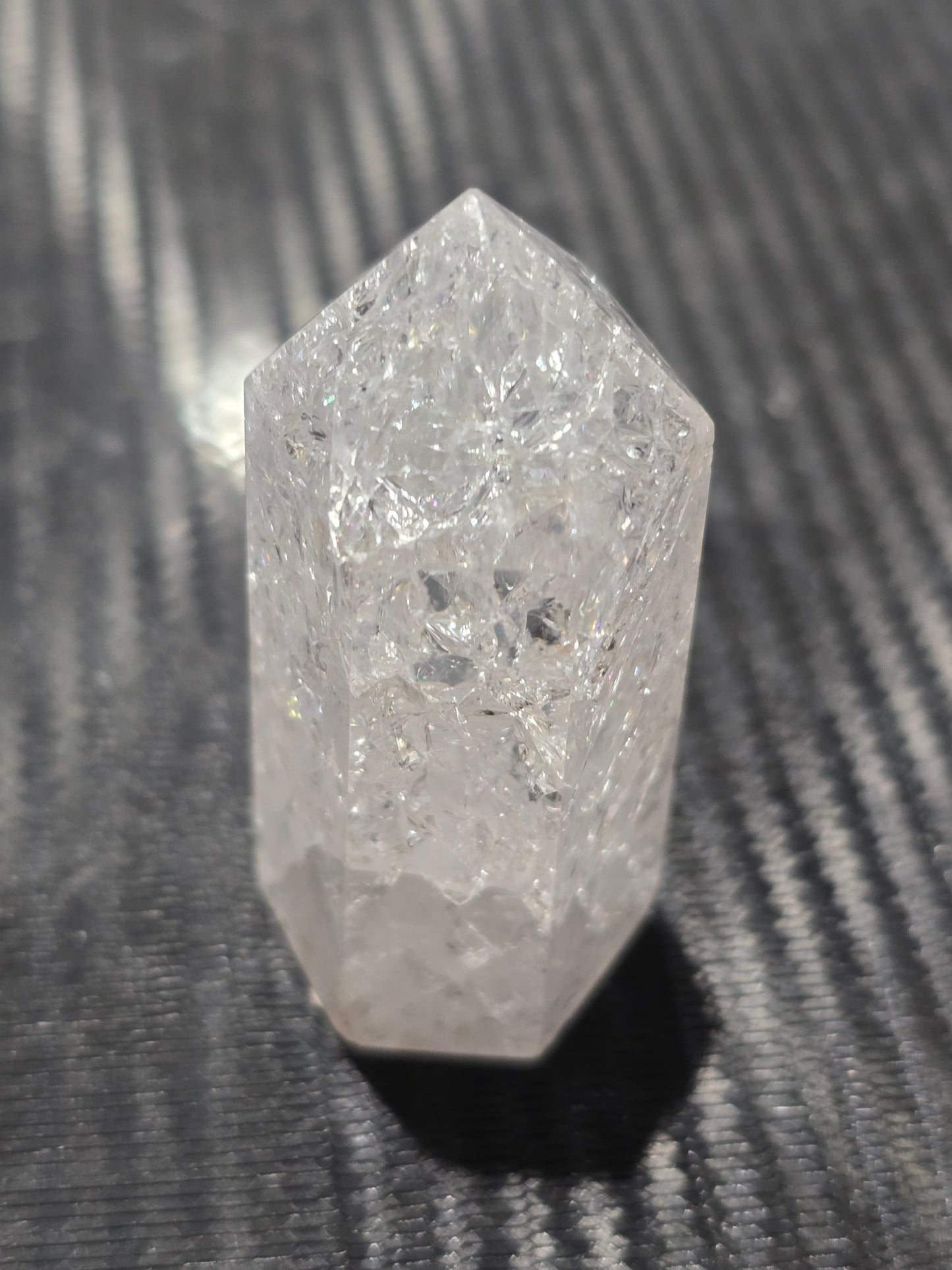 Crackle Quartz Tower