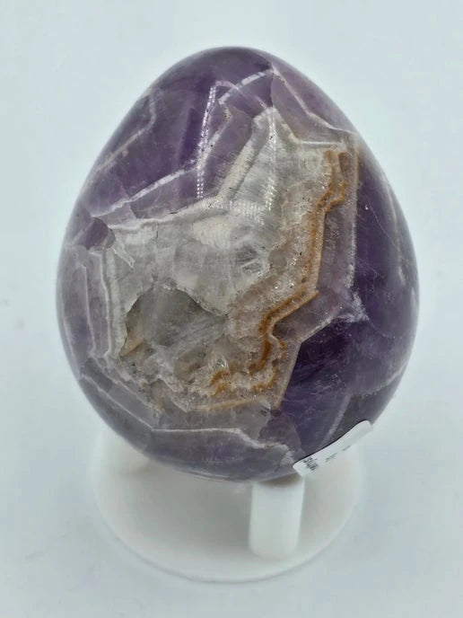 Dream Amethyst Egg carving