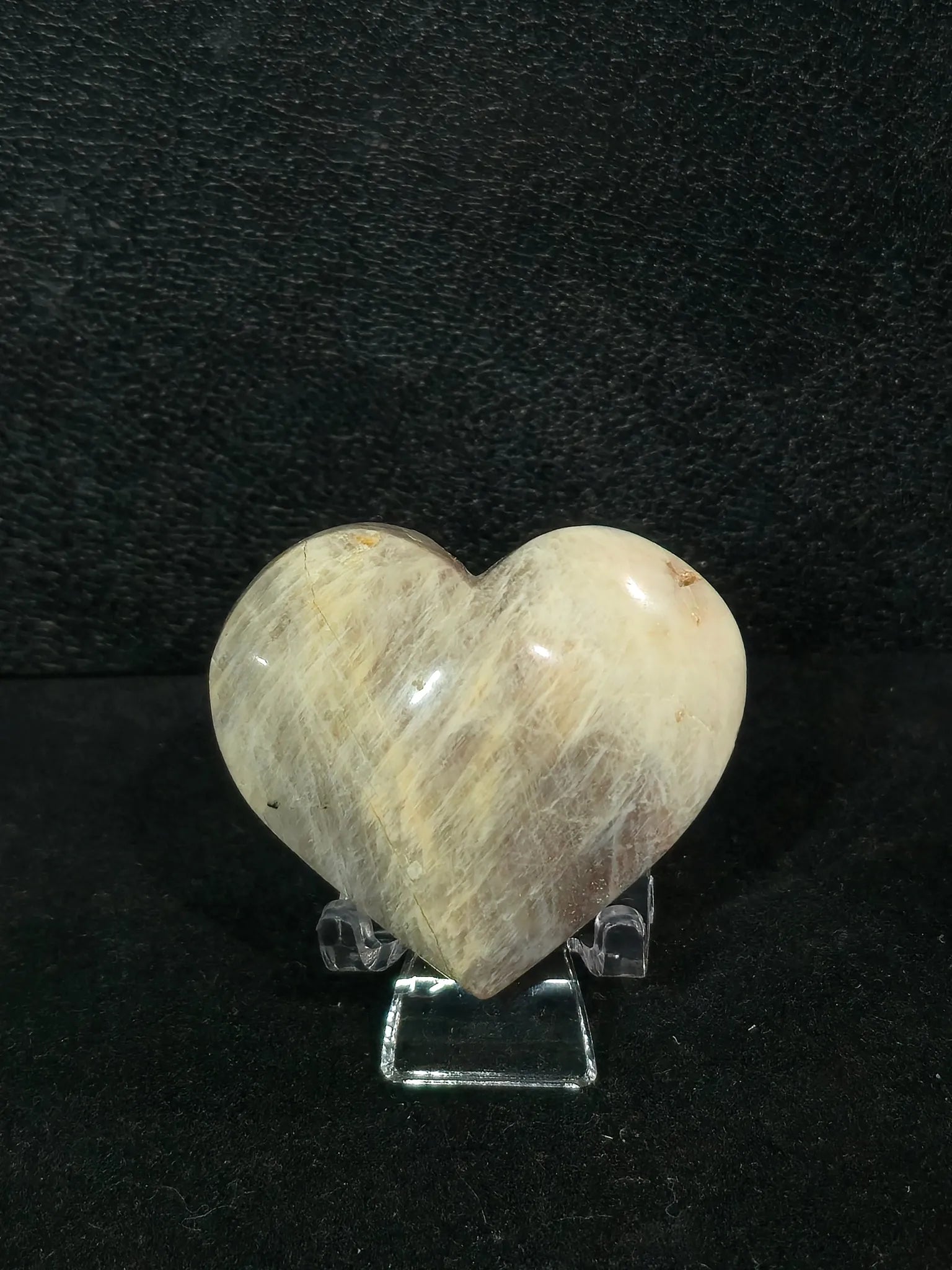 Moonstone carving