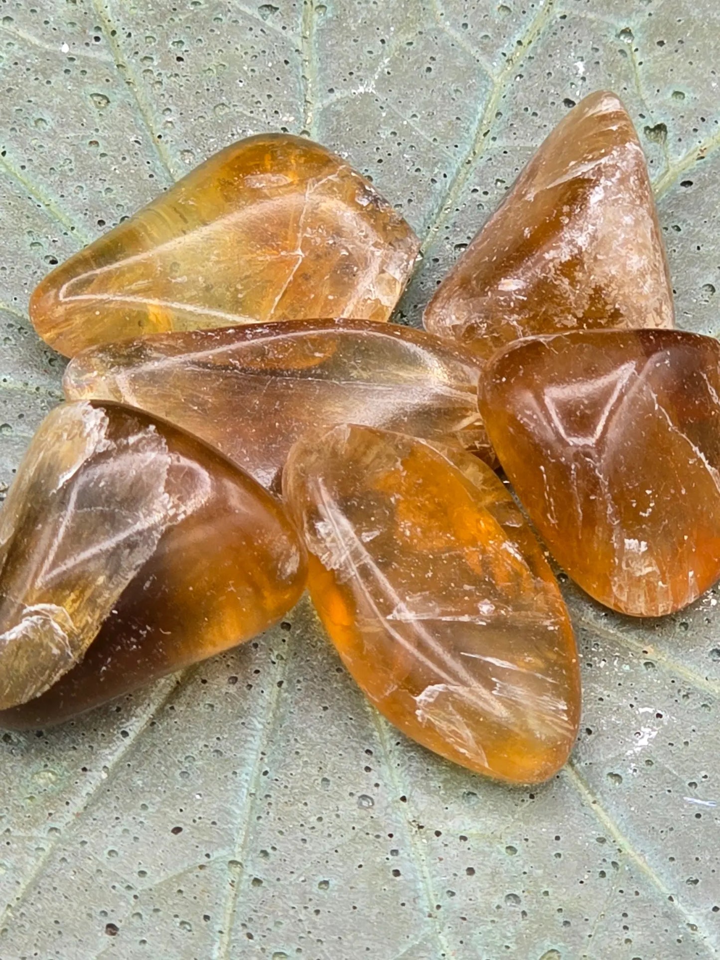 Fluorite tumble stone