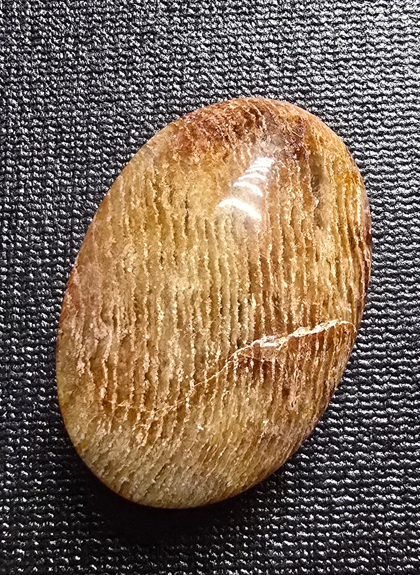 Thousand Layer Garden Quartz Palm Stones – Lodolite Inclusion Quartz