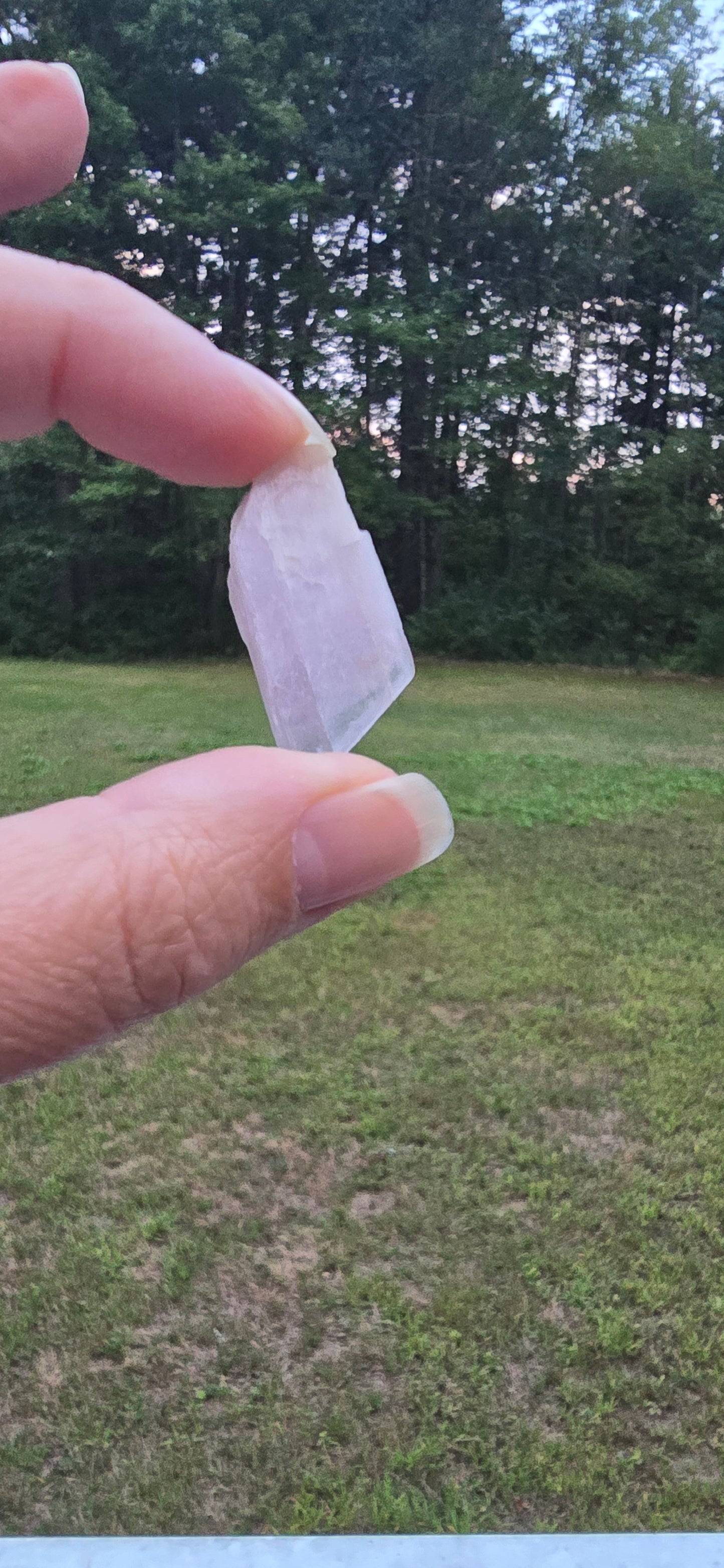 Spodumene  var-Kunzite (fl3)
