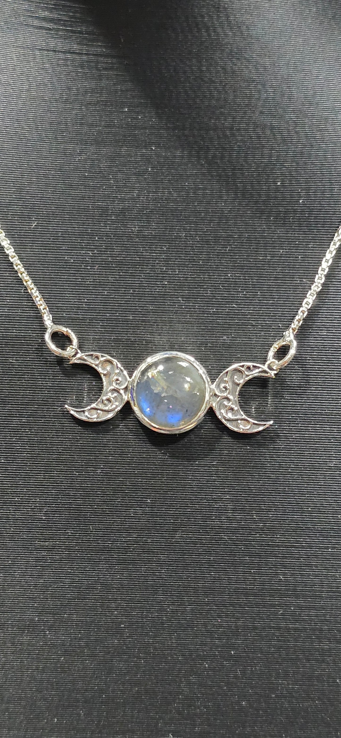 Labradorite Moon Phase Pendant & Necklace – #925 Sterling Silver