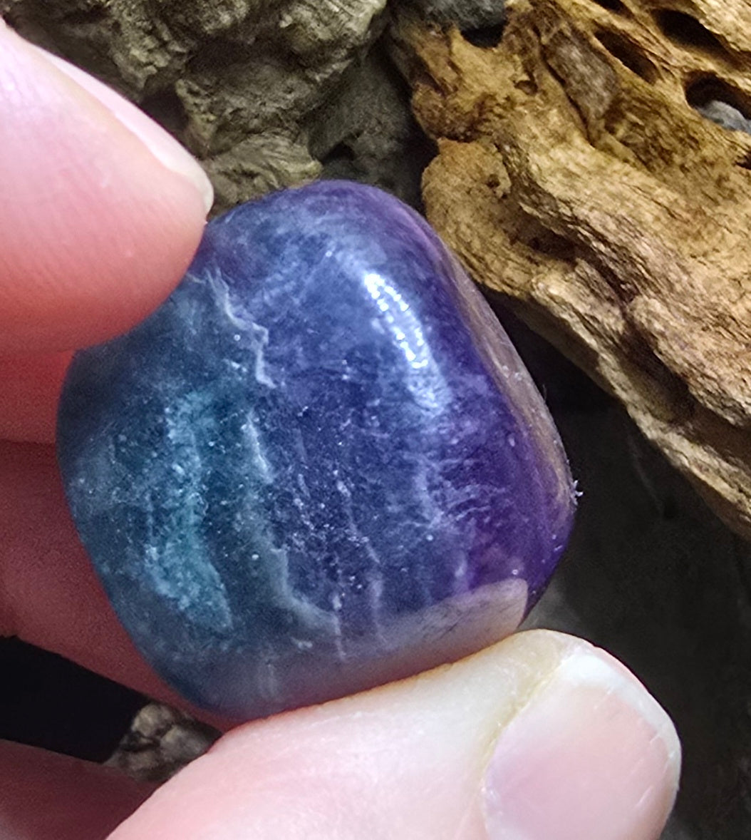Fluorite tumble stone
