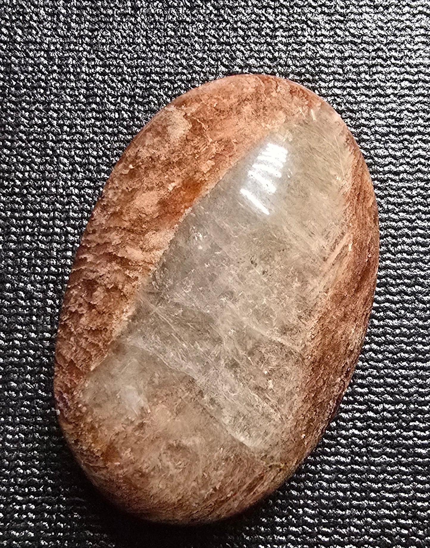 Thousand Layer Garden Quartz Palm Stones – Lodolite Inclusion Quartz