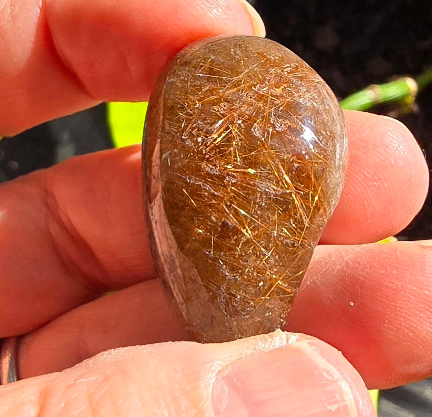 Copper Rutilated Quartz Lens – Genuine Rutile Quartz