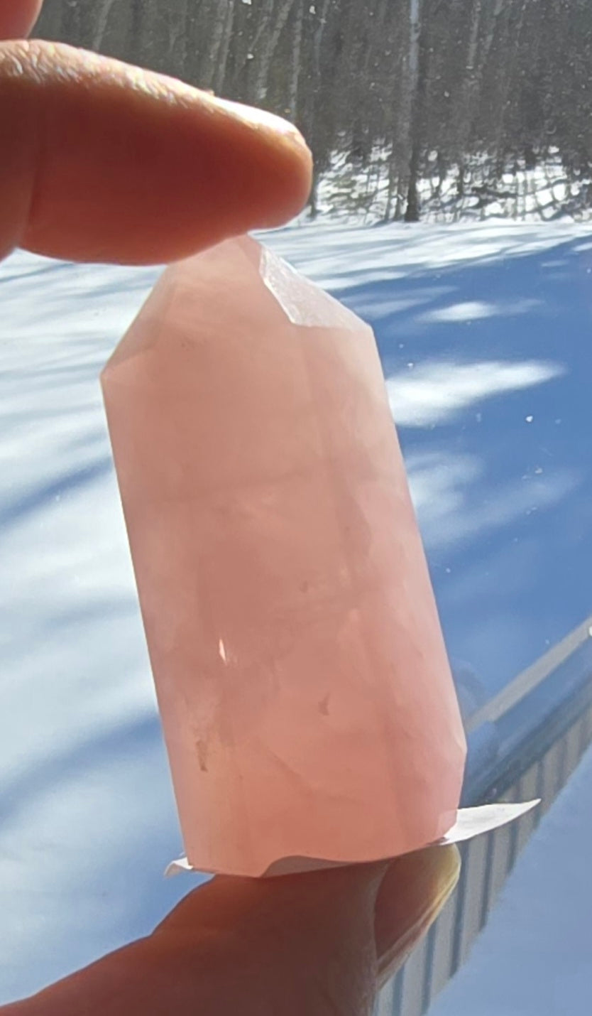 Rose Quartz Tower – Polished Natural Quartz