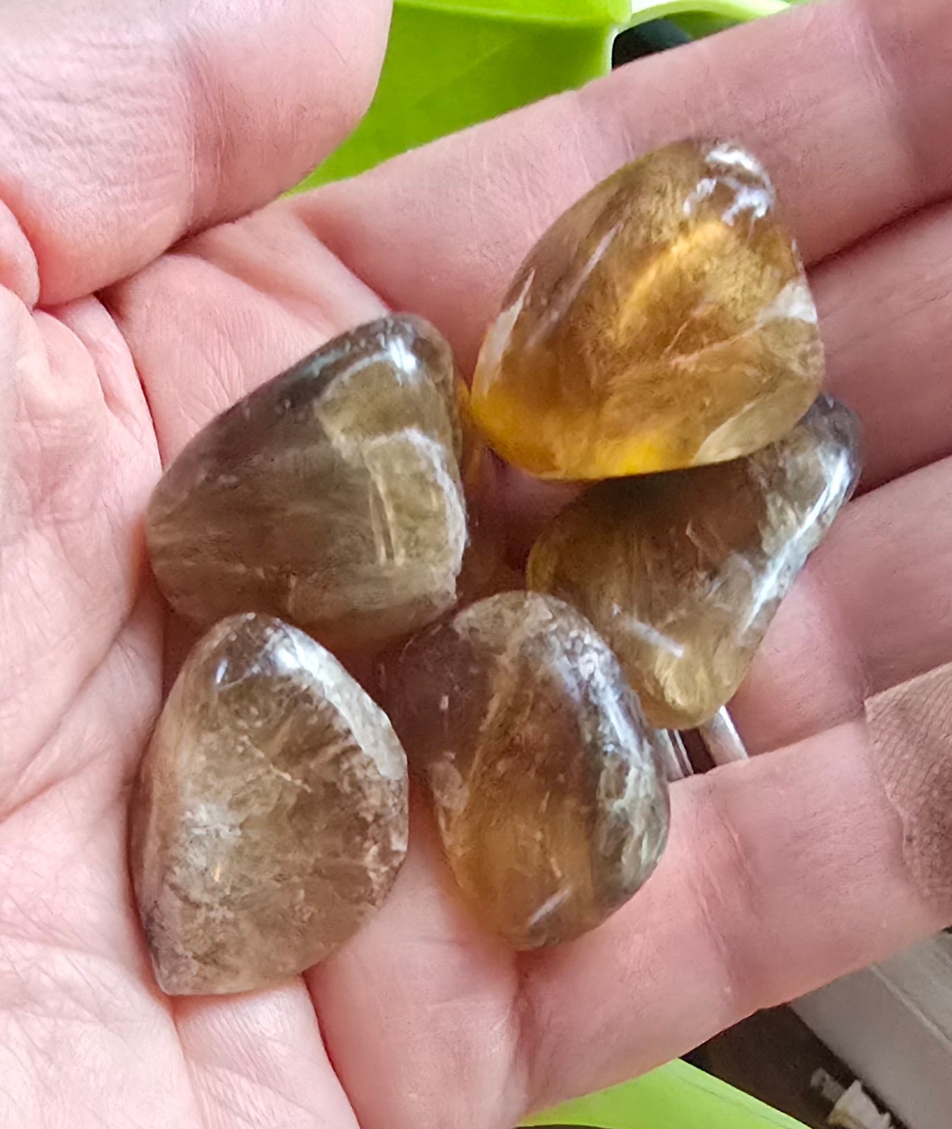 Fluorite tumble stone