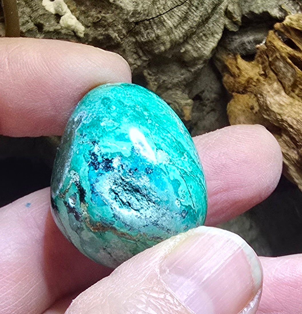 Chrysocolla tumble stone