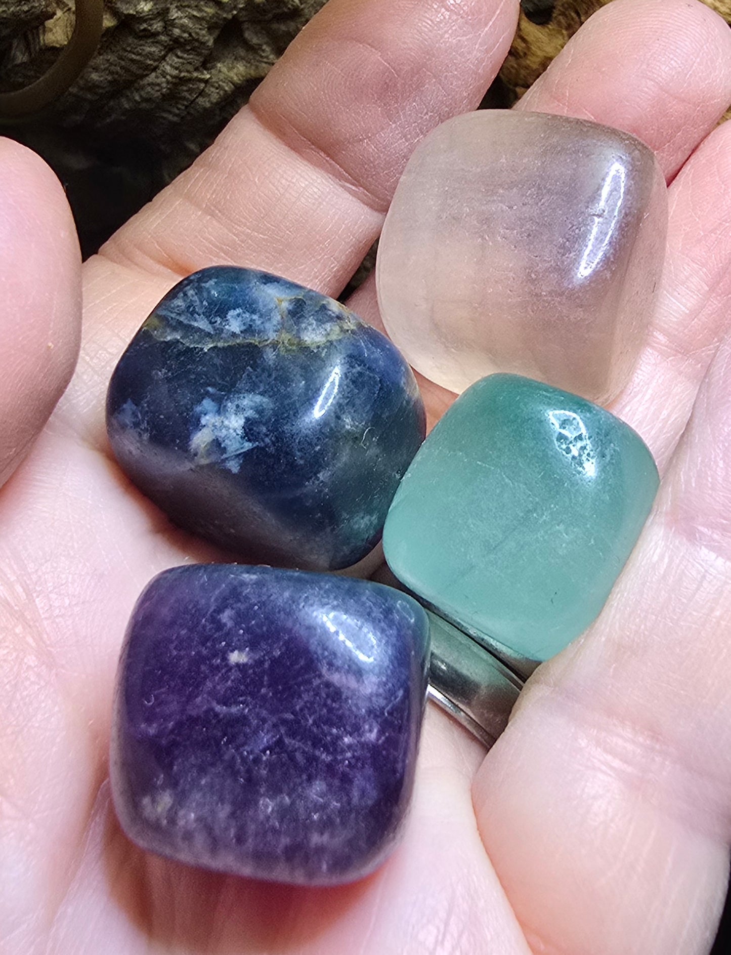 Fluorite tumble stone