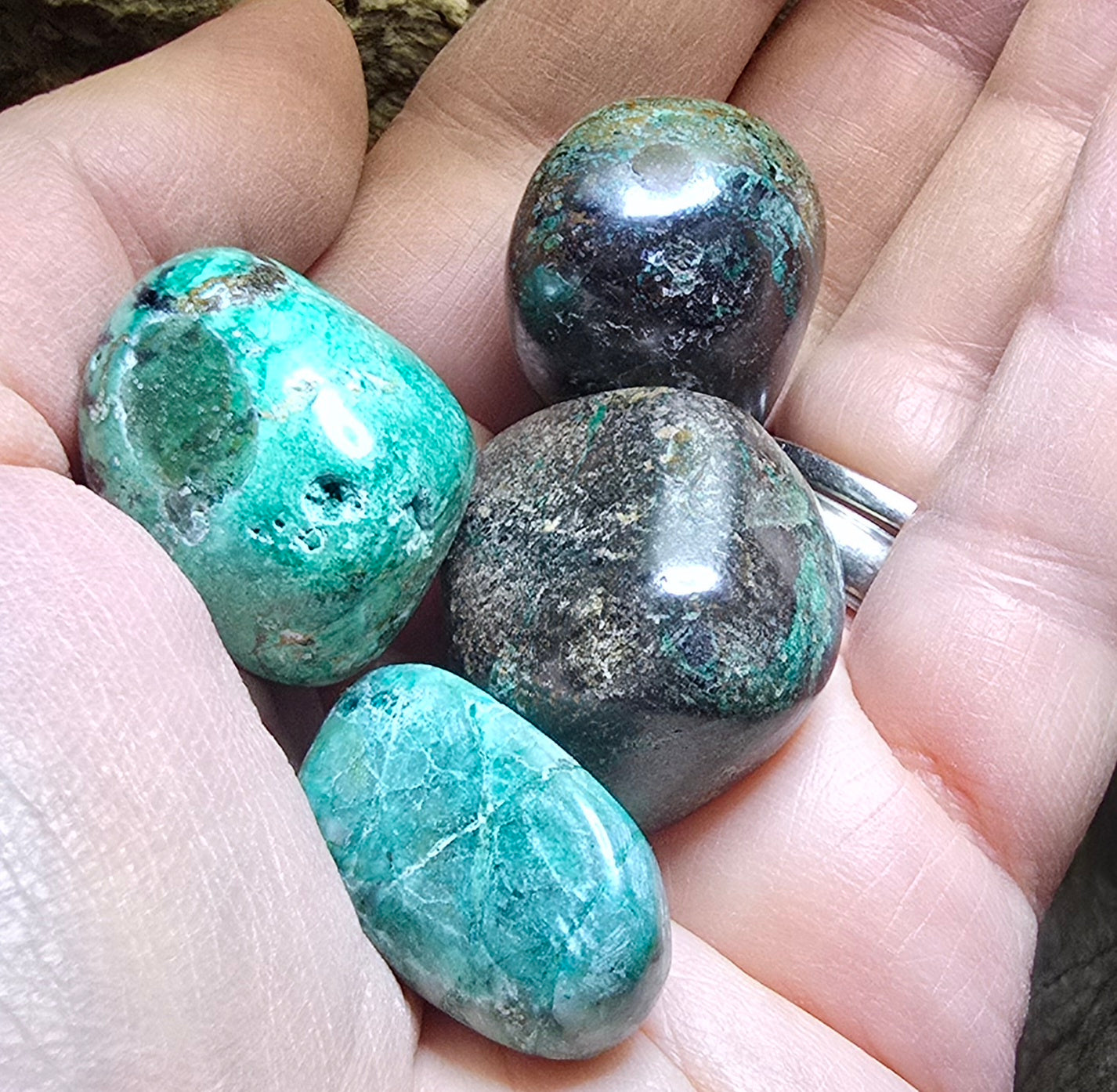 Chrysocolla tumble stone