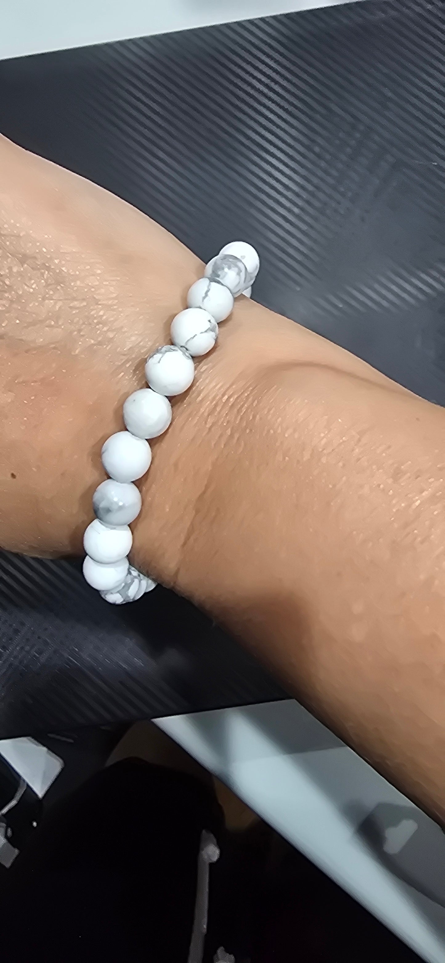 Howlite 8mm Bracelet