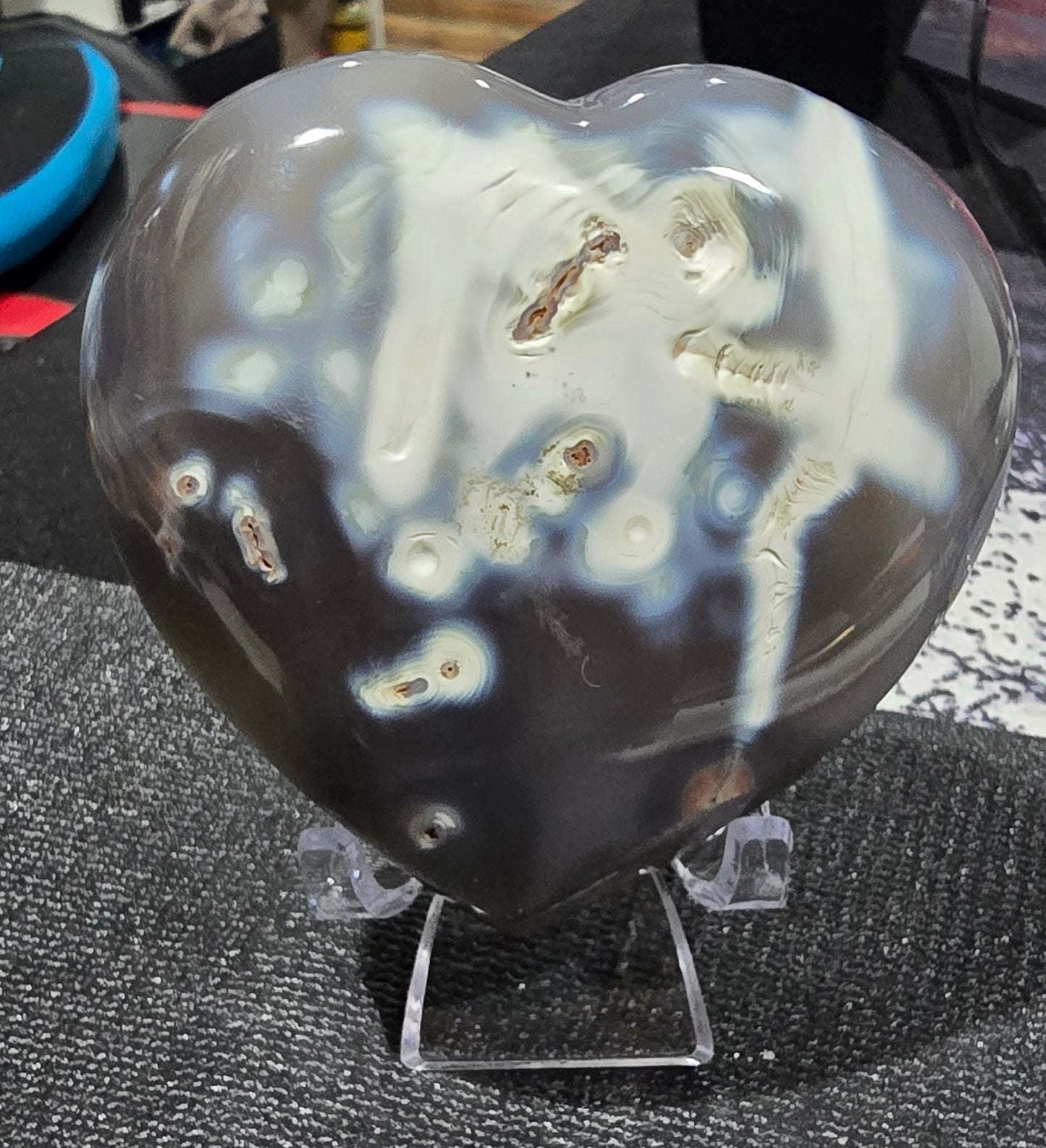 Orca Agate Heart Carvings – Polished Natural Agate