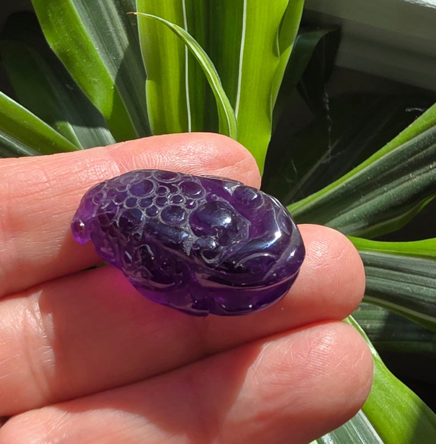 Amethyst Money Toad Carving – Natural Quartz