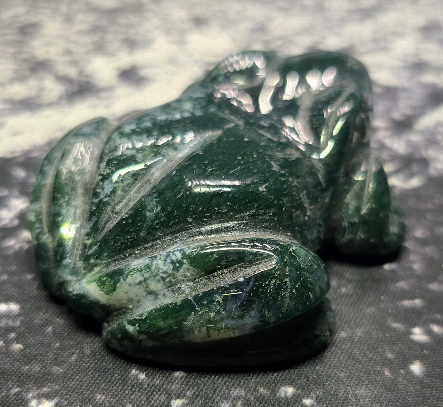 Moss Agate Frog Carvings – Polished Natural Agate