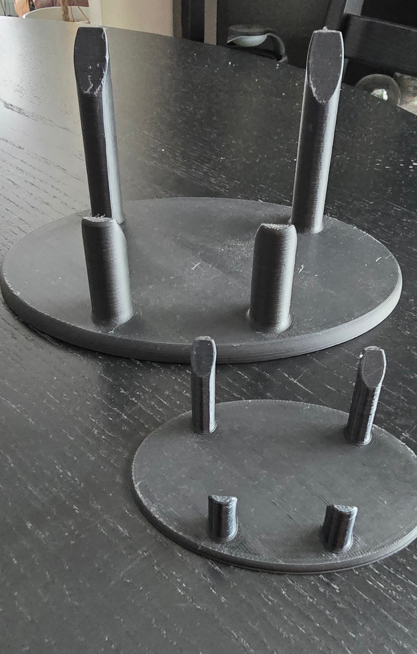 Black Crystal Display Stand – 4-Prong 3D Printed Mineral Holder