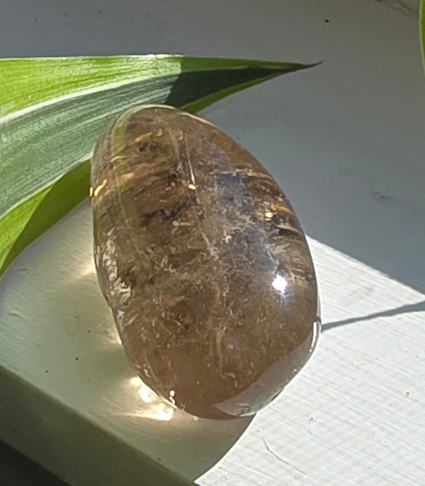 Garden Quartz Lens – Natural Quartz from Brazil
